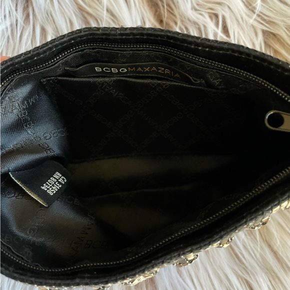 BCBGMaxAzria Leopard Chain Wristlet Clutch - Picture 4 of 6